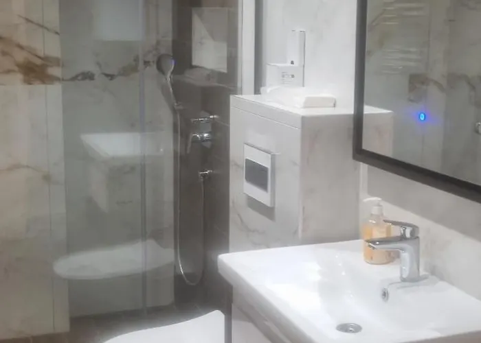 Rojal Lux 640 즐라티보