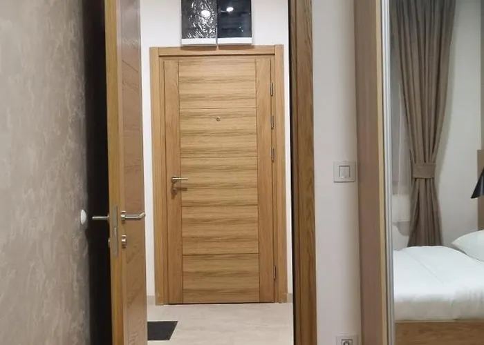 Rojal Lux 640 아파트 즐라티보