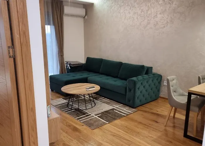 Rojal Lux 640 아파트 즐라티보