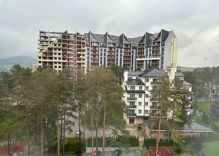 Rojal Lux 640 즐라티보